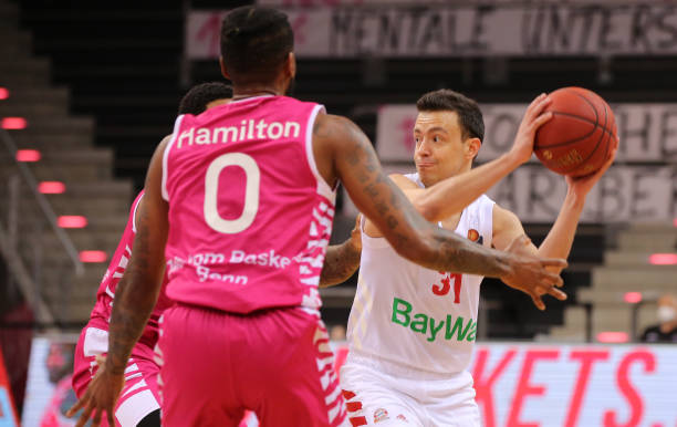 新兴力量持 新兴力量持